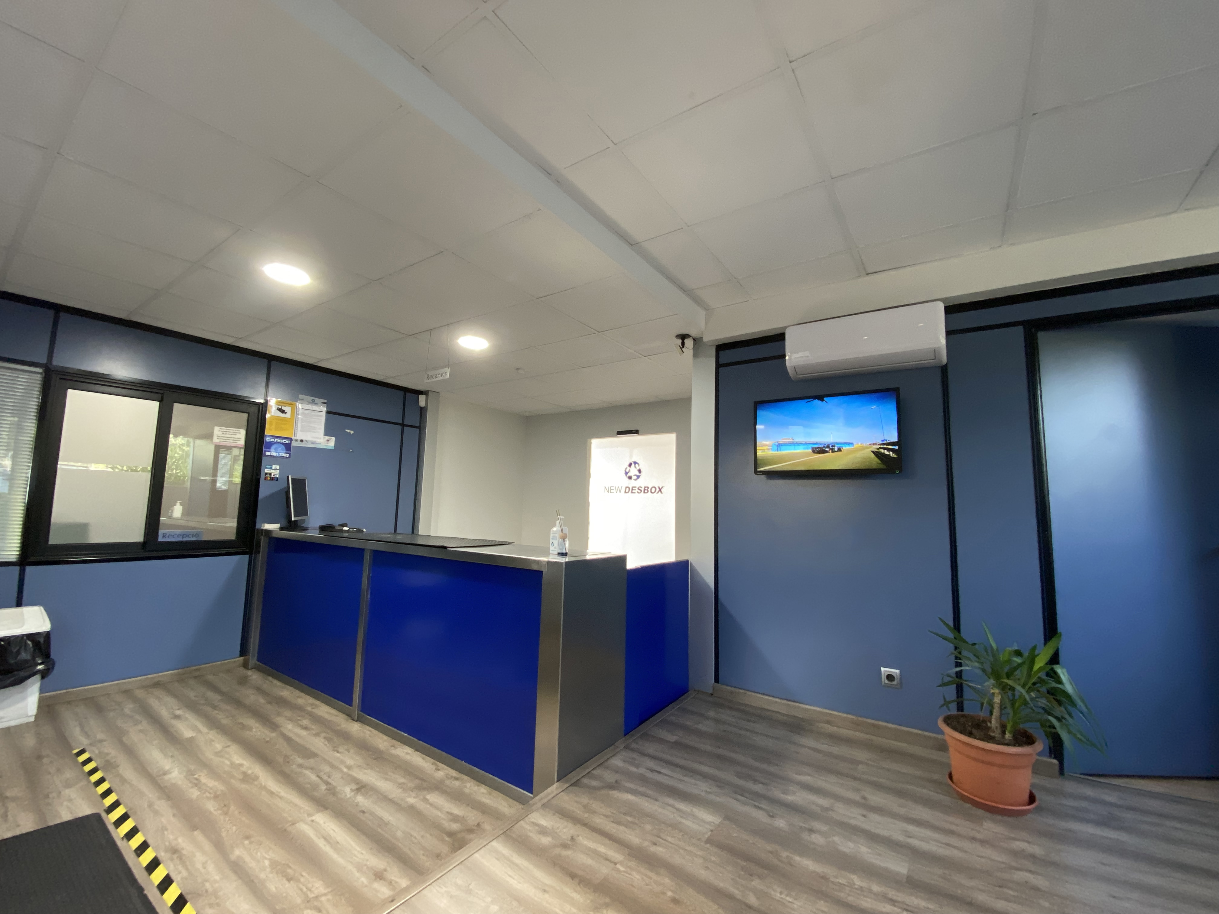 Instalaciones Desguace Desbox 18